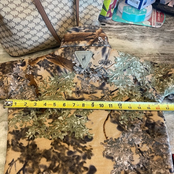 King’s outdoor World boys jacket. Size 4 - Picture 6 of 10